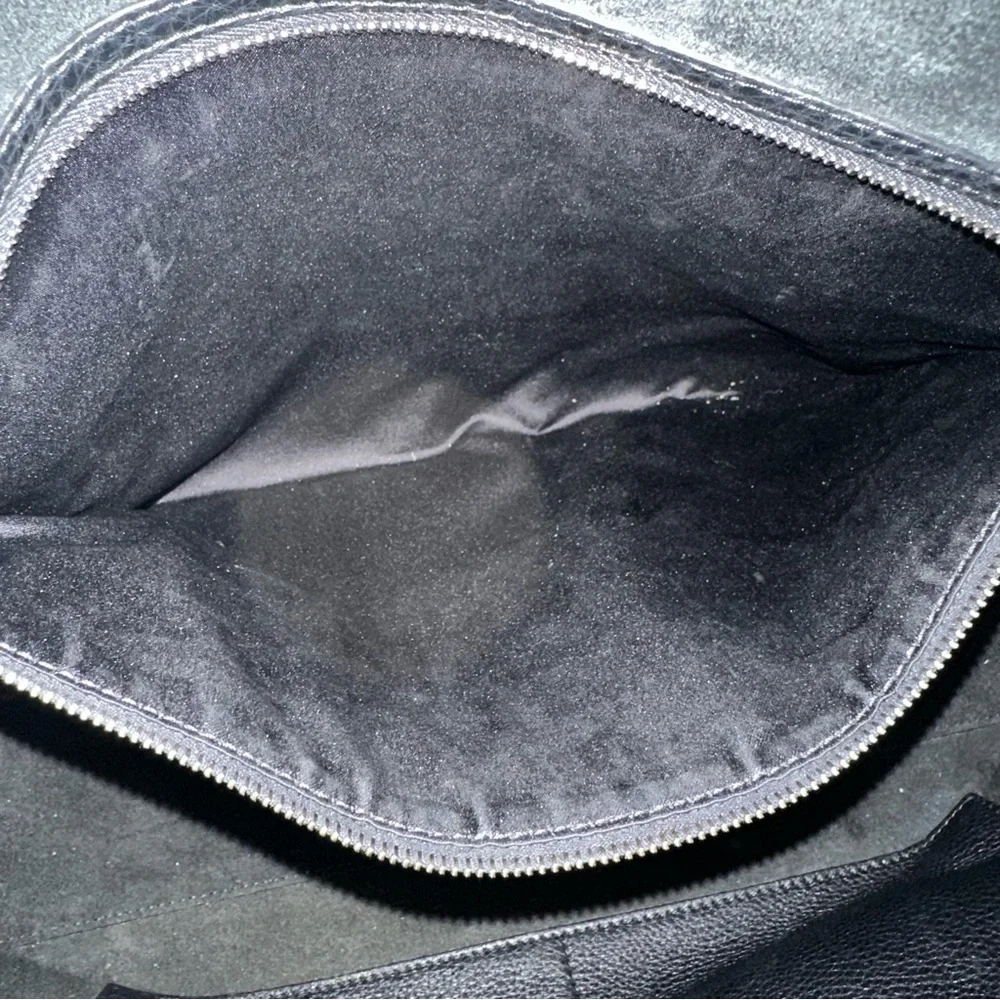 VALENTINO ROCKSTUD TOTE - Picture 8 of 11
